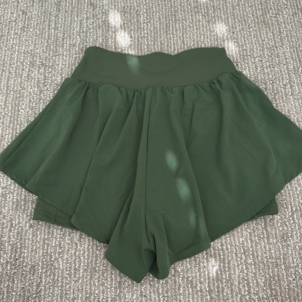 High-Waist Green Women’s Ptula Shorts